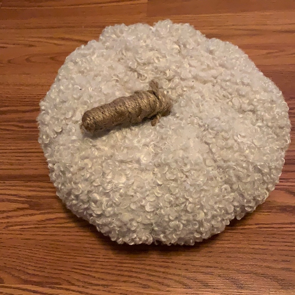 Pumpkin pillow